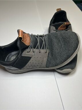 Skechers Men's Black & Gray Knit Slip-On Sneakers with Brown Pull Tabs